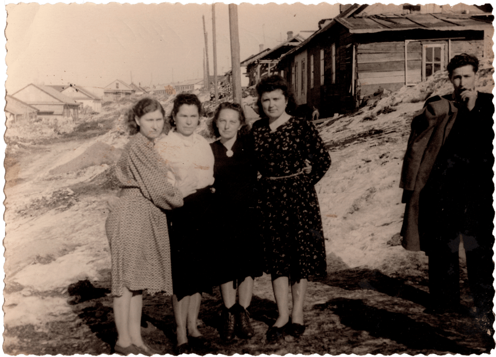 ПОВЕРНЕННЯ З ГУЛАГУ